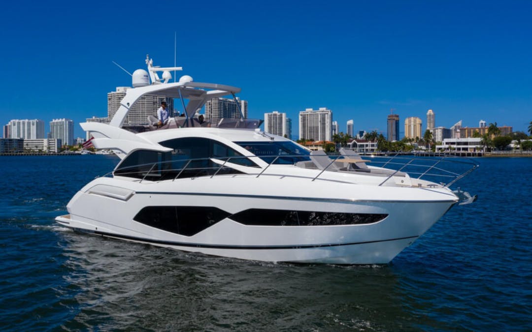 52' Sunseeker Manhattan 52 - 2018 Sunseeker 52 luxury yacht for sale/ available for purchase