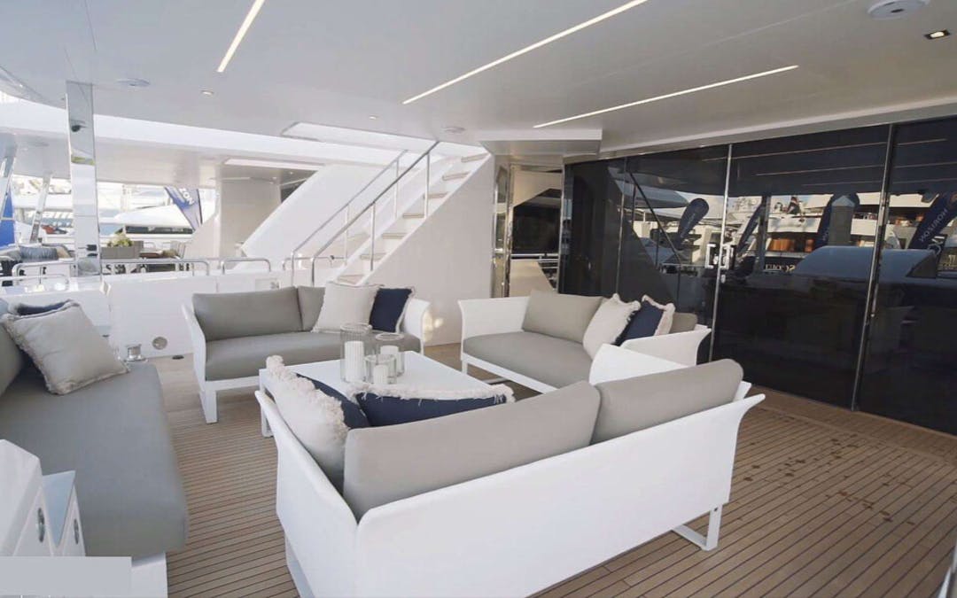 90 Horizon luxury charter yacht - Nassau, The Bahamas