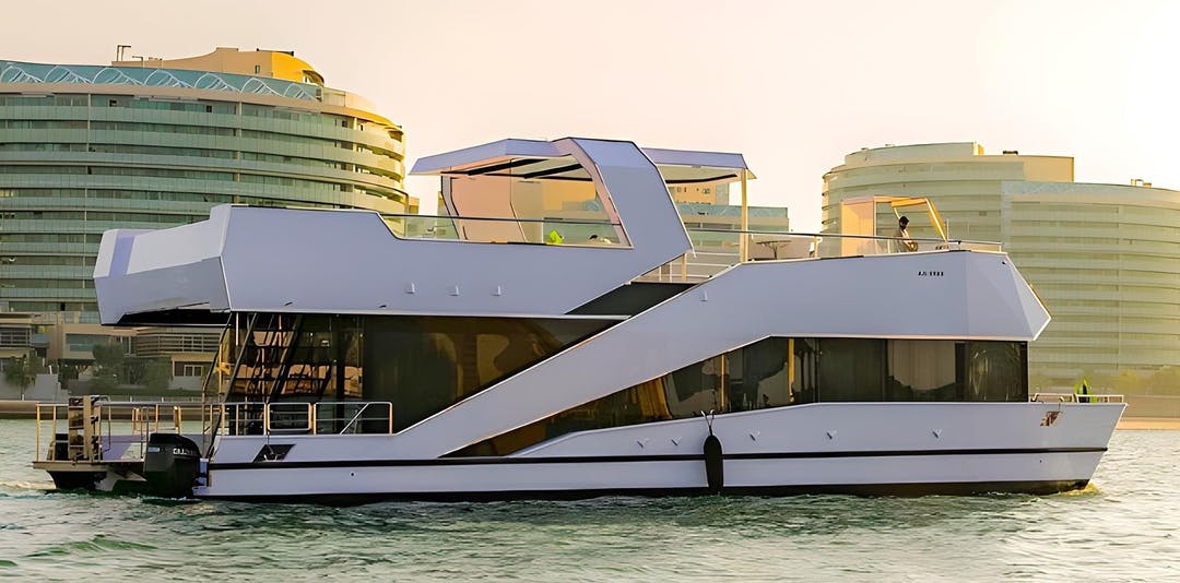 65 Custom luxury charter yacht - Abu Dhabi - United Arab Emirates