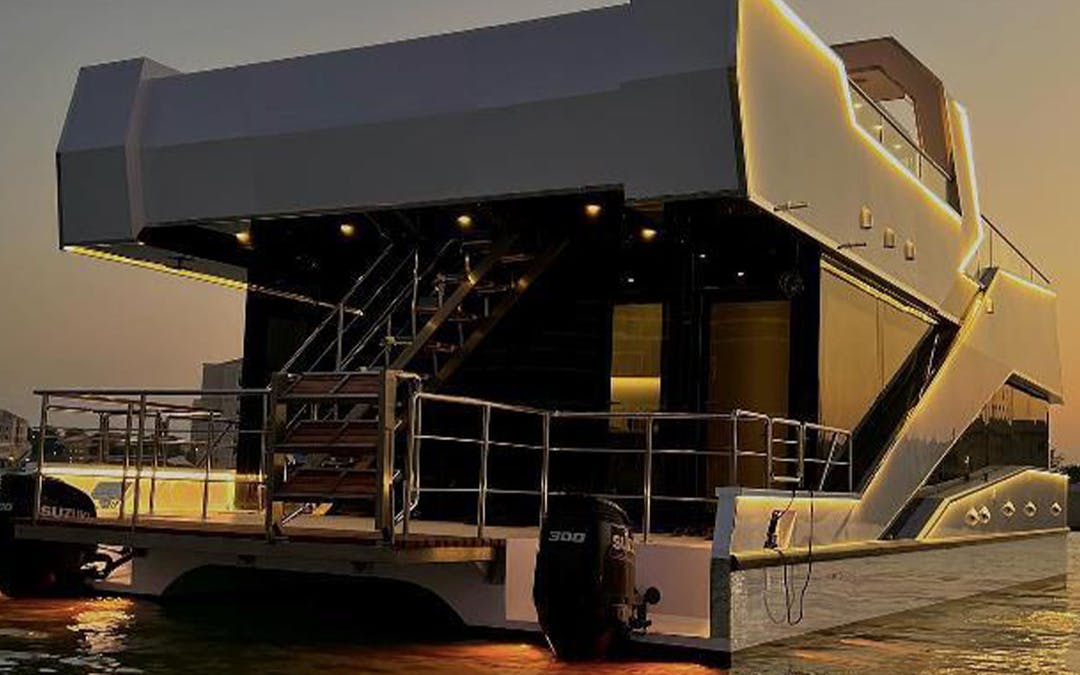 65 Custom luxury charter yacht - Abu Dhabi - United Arab Emirates