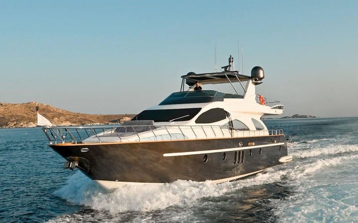 80 Azimut luxury charter yacht - Mýkonos, Greece