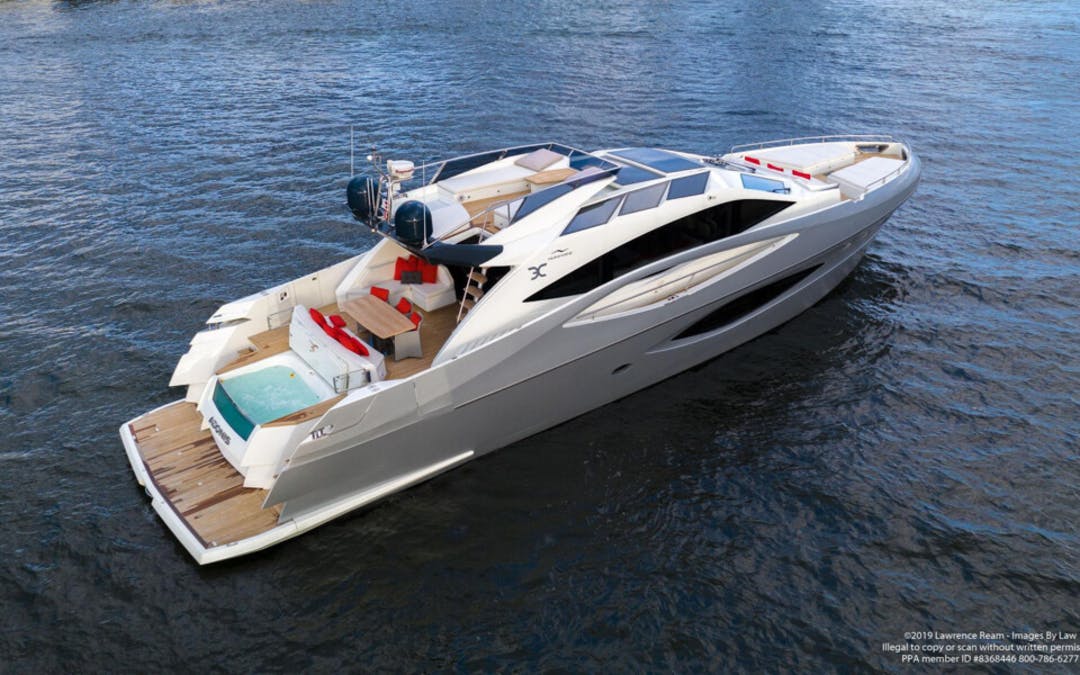 80' Numarine luxury charter yacht - Nassau