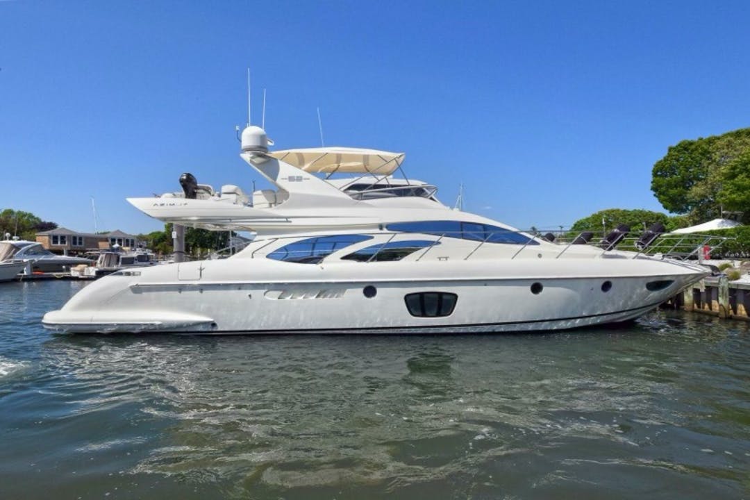 62 Azimut luxury charter yacht - 31st Street Harbor, Chicago, IL, USA