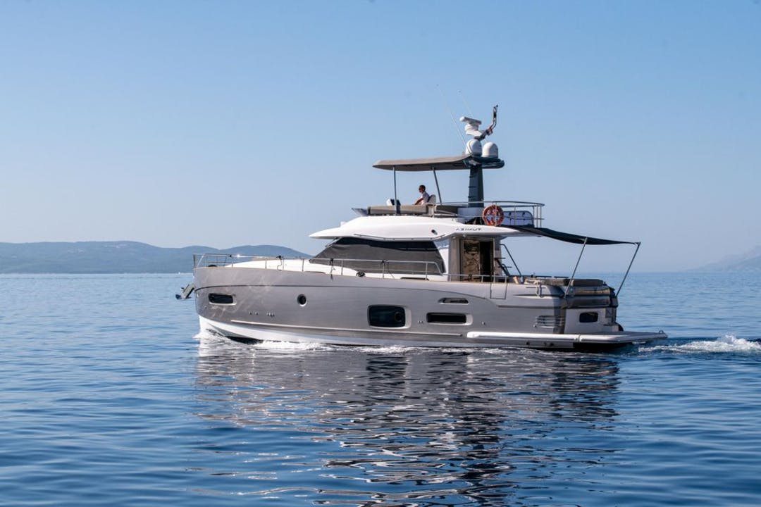 55 Azimut luxury charter yacht - Hvar, Croatia