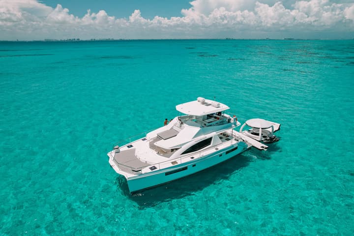 51 Leopard luxury charter yacht - Cancún, Quintana Roo, Mexico