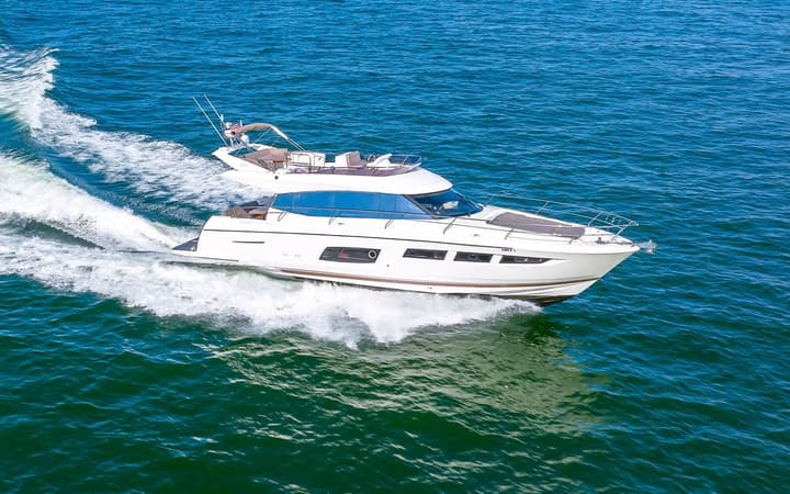 55 Prestige luxury charter yacht - 31st Street Harbor, Chicago, IL, USA