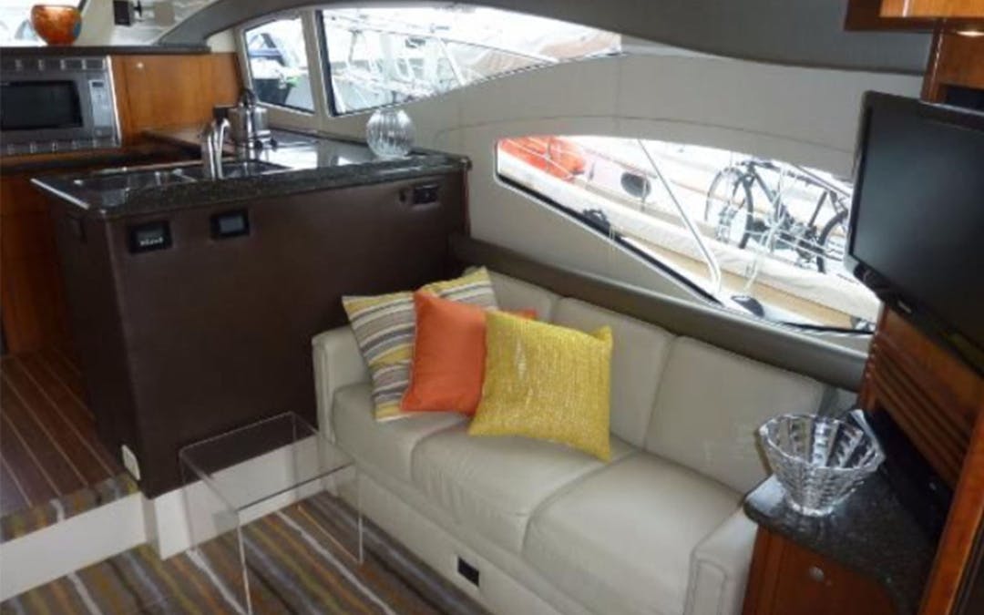 44 Cruisers luxury charter yacht - 1975 Strand Way, Coronado, CA 92118, USA