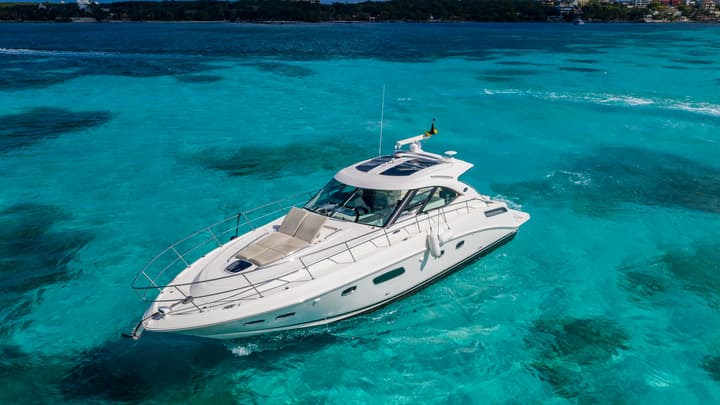 47 Sea Ray luxury charter yacht - Cancún, Quintana Roo, Mexico