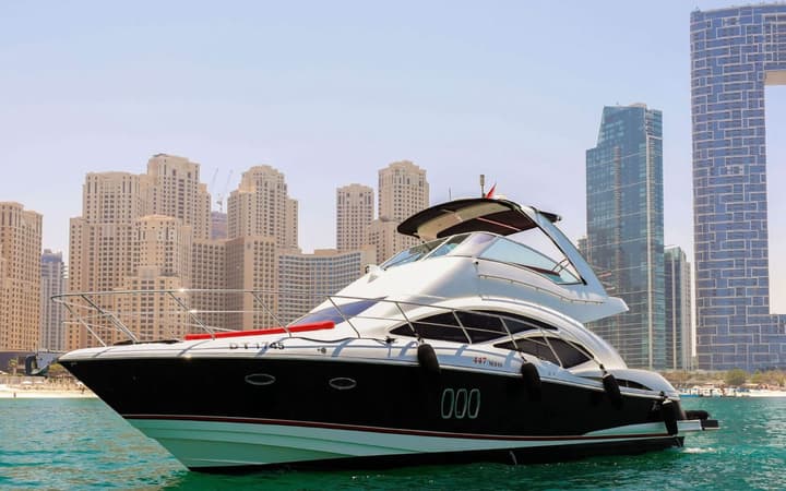 47 Cruiser luxury charter yacht - Yacht Club - Dubai - United Arab Emirates
