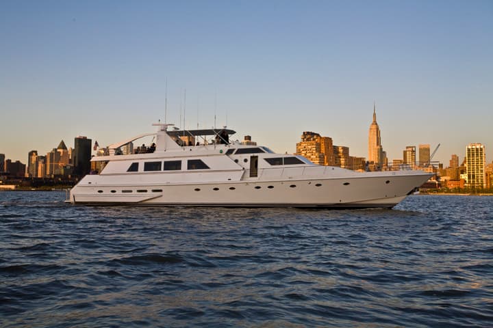 97 Guy Couach luxury charter yacht - Alpine Marina, Alpine Approach Rd, Alpine, NJ, USA