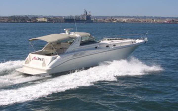 50 Sea Ray luxury charter yacht - San Diego, CA, USA