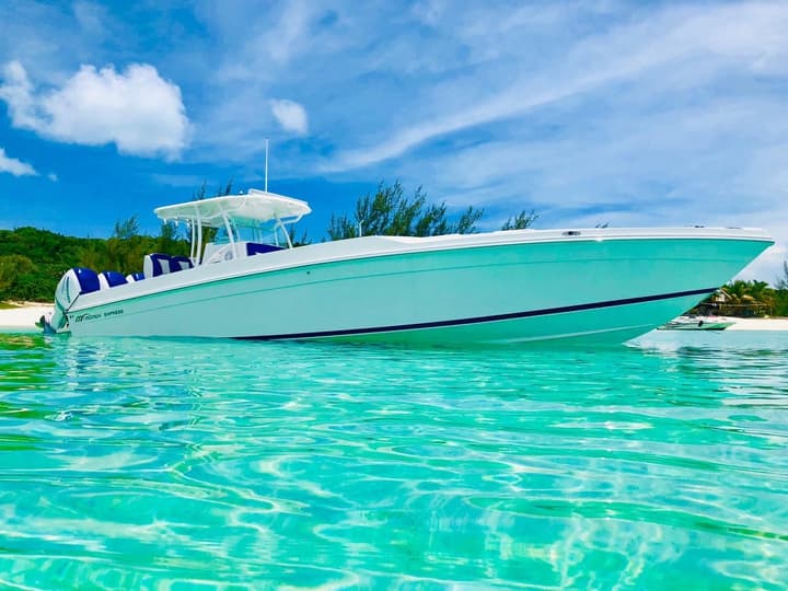 39 MidNight Express luxury charter yacht - Bay Street, Nassau, The Bahamas